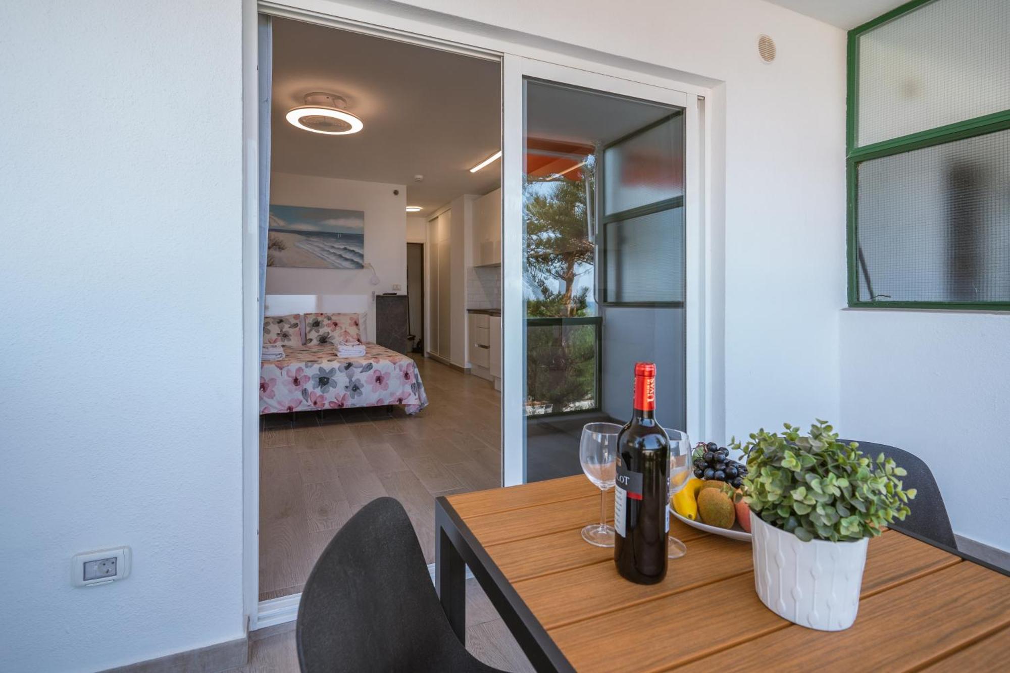 Go2Tenerife Apart'Dida Pool & First Line Of The Sea Los Cristianos  Luaran gambar